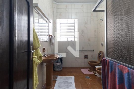 Banheiro Social de apartamento à venda com 3 quartos, 121m² em Aclimação, São Paulo