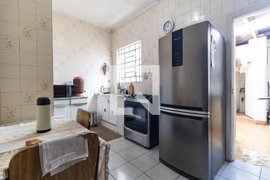 Cozinha de apartamento à venda com 3 quartos, 121m² em Aclimação, São Paulo
