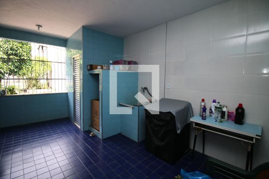 Área de Serviço 1 de casa à venda com 4 quartos, 580m² em Penha, Rio de Janeiro
