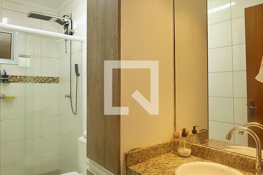 Banheiro do Quarto 2 - Suíte de apartamento à venda com 3 quartos, 125m² em Campestre, Santo André