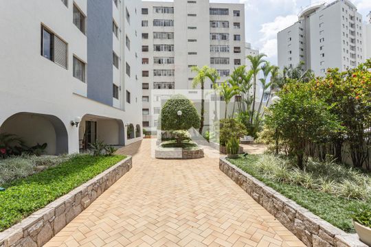 Jardim de apartamento para alugar com 3 quartos, 99m² em Aclimação, São Paulo