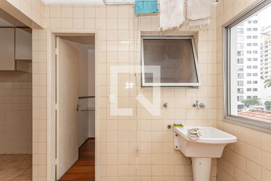 Area de Serviços de apartamento para alugar com 3 quartos, 99m² em Aclimação, São Paulo