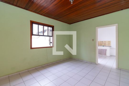 Sala e Quarto de casa à venda com 3 quartos, 312m² em Parque Peruche, São Paulo