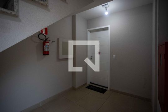 Hall de entrada de apartamento à venda com 2 quartos, 50m² em Centro, Diadema