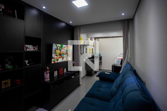 Apartamento à venda com 2 quartos, 50m² em Centro, Diadema