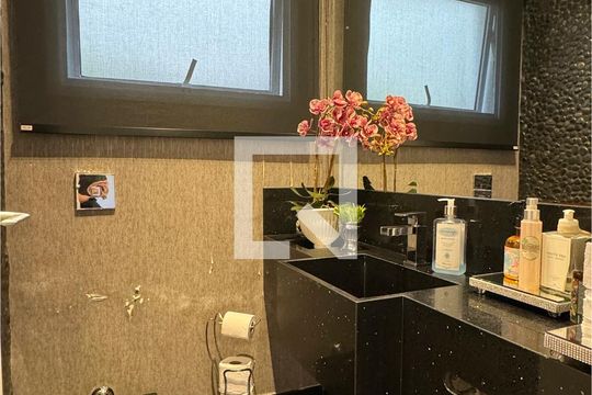 Lavabo de casa de condomínio à venda com 4 quartos, 597m² em Alphaville, Santana de Parnaíba