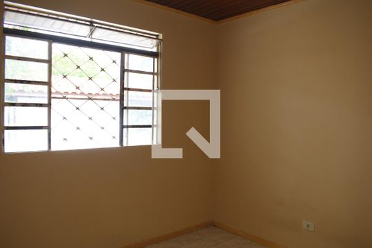 Quarto 2 de casa para alugar com 2 quartos, 95m² em Guabirotuba, Curitiba
