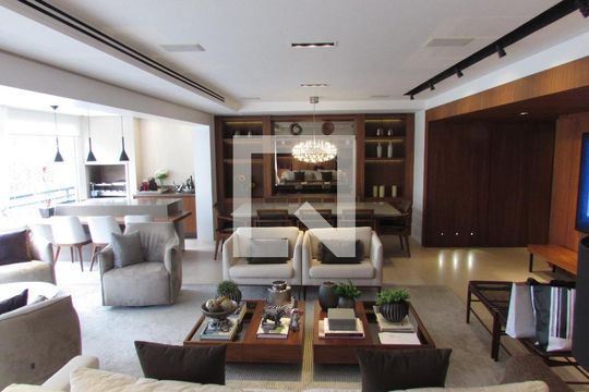 Apartamento à venda com 3 quartos, 206m² em Jardim Vitória Régia, São Paulo