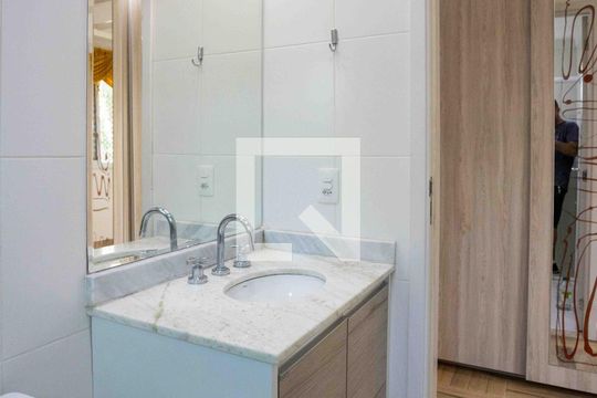 Banheiro da Suíte 1 de apartamento à venda com 3 quartos, 92m² em Centro, Diadema
