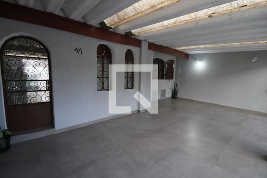 Garagem de casa à venda com 3 quartos, 96m² em Santana, São Paulo