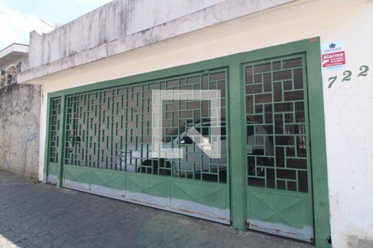 Fachada de casa à venda com 3 quartos, 150m² em Jardim Cidália, São Paulo