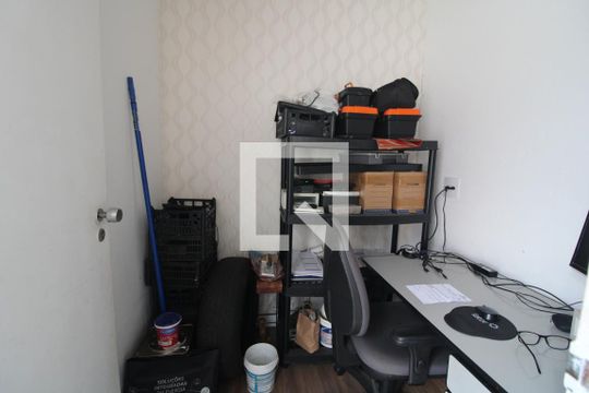 Quarto de Serviço de casa à venda com 3 quartos, 150m² em Jardim Cidália, São Paulo