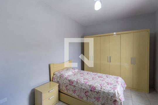 Quarto 1 de casa à venda com 5 quartos, 200m² em Vila Constança, São Paulo