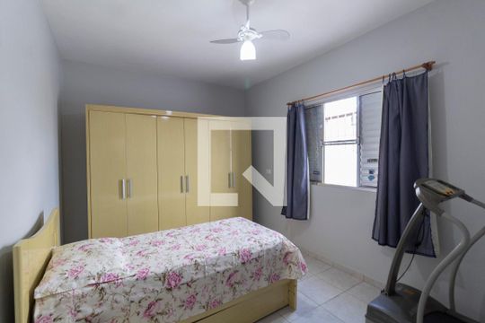 Quarto 1 de casa à venda com 5 quartos, 200m² em Vila Constança, São Paulo