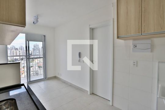 Sala / Cozinha de apartamento à venda com 1 quarto, 28m² em Belenzinho, São Paulo