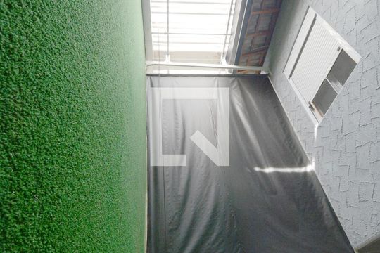 Quintal de casa à venda com 3 quartos, 165m² em Jardim Umuarama, São Paulo