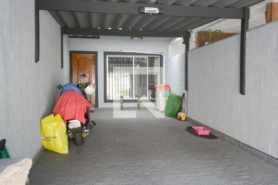 Garagem de casa à venda com 3 quartos, 165m² em Jardim Umuarama, São Paulo