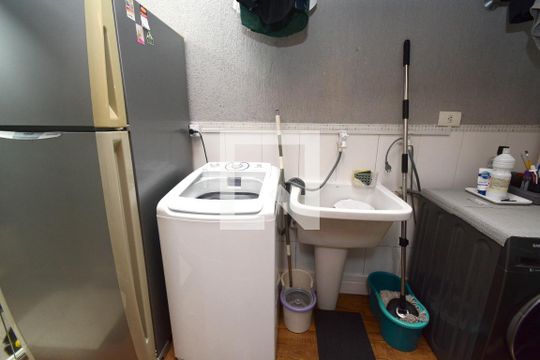 Área de Serviço de casa à venda com 3 quartos, 165m² em Jardim Umuarama, São Paulo