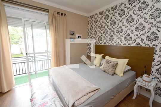 Suíte de casa à venda com 3 quartos, 165m² em Jardim Umuarama, São Paulo