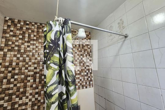 Banheiro de apartamento à venda com 1 quarto, 31m² em Botafogo, Rio de Janeiro