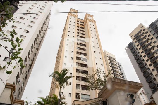 Fachada de apartamento para alugar com 3 quartos, 80m² em Saúde, São Paulo