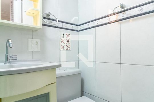 Banheiro 2 de casa à venda com 3 quartos, 130m² em Assunção, São Bernardo do Campo