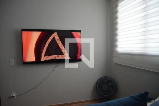 Sala de apartamento à venda com 2 quartos, 39m² em Santa Maria, Santo André