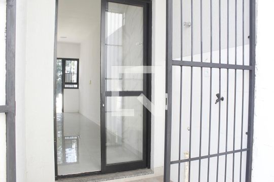 Área de Serviço de casa para alugar com 2 quartos, 170m² em Morada do Vale Ii, Gravataí
