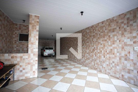 Garagem de casa à venda com 3 quartos, 300m² em Conceição, Diadema