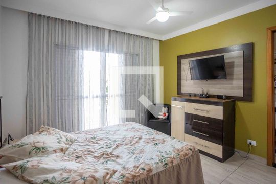 Quarto Suíte de casa à venda com 3 quartos, 300m² em Conceição, Diadema