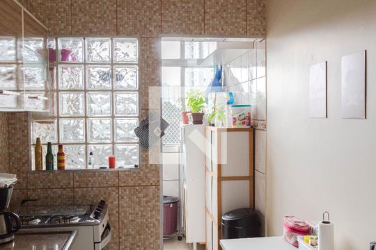 Cozinha de apartamento à venda com 2 quartos, 66m² em Jardim Iporanga, Guarulhos