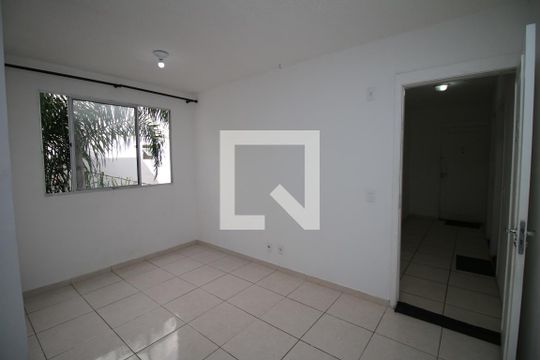 Sala de apartamento à venda com 2 quartos, 50m² em Tomás Coelho, Rio de Janeiro
