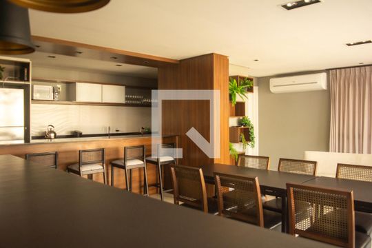 Área comum de apartamento à venda com 2 quartos, 63m² em Menino Deus, Porto Alegre