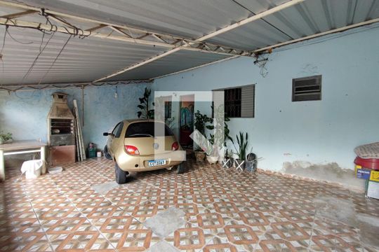 Garagem - Quintal de casa à venda com 3 quartos, 400m² em Cidade Satélite Íris, Campinas