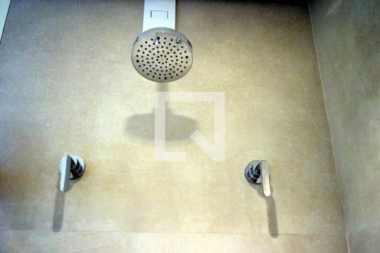 Banheiro Suíte 1 de apartamento para alugar com 2 quartos, 150m² em Cerqueira César, São Paulo