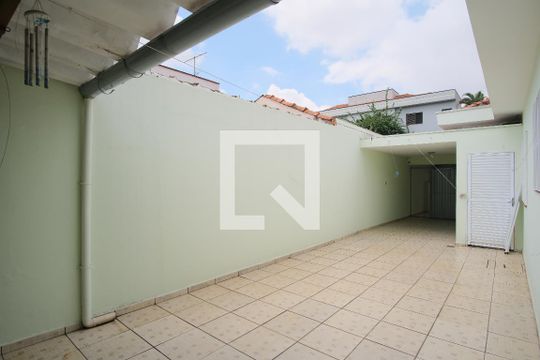 Quintal de casa à venda com 2 quartos, 110m² em Vila Moreira, São Paulo