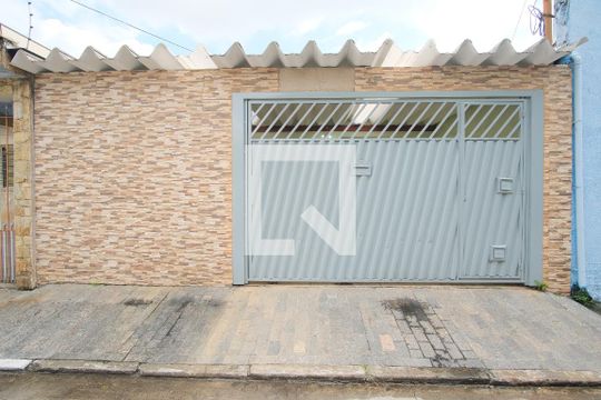 Fachada de casa à venda com 2 quartos, 110m² em Vila Moreira, São Paulo
