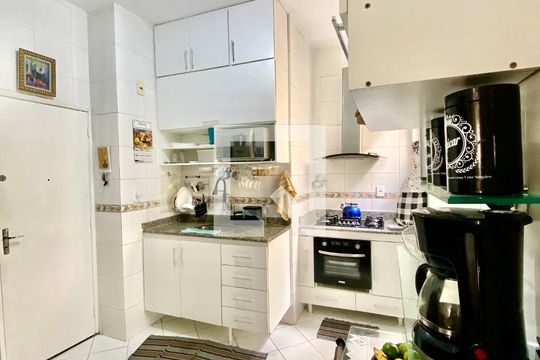 Cozinha de apartamento à venda com 2 quartos, 76m² em Rocha, Rio de Janeiro
