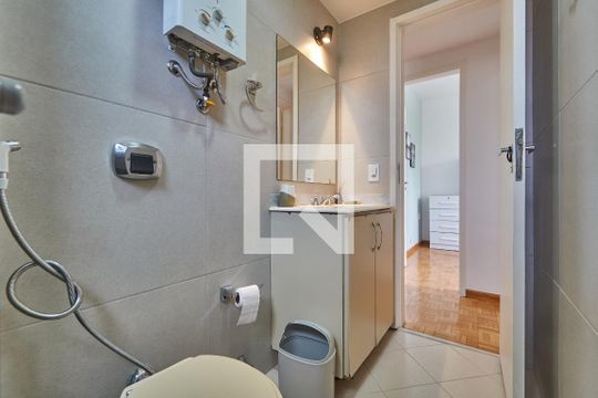 Banheiro de apartamento à venda com 2 quartos, 53m² em Vila Isabel, Rio de Janeiro