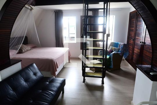 Apartamento para alugar com 8 quartos, 640m² em Real, Praia Grande