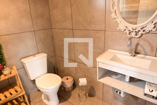 Banheiro do quarto 1  de apartamento para alugar com 8 quartos, 640m² em Real, Praia Grande