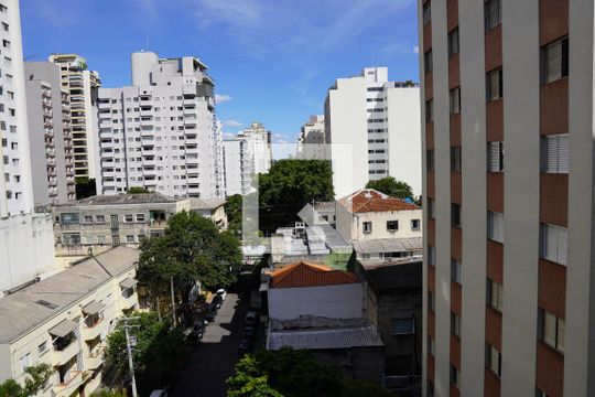 Vista Quarto 2 de apartamento à venda com 2 quartos, 76m² em Pinheiros, São Paulo