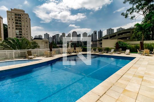 Área comum - Piscina de apartamento à venda com 2 quartos, 75m² em Vila Andrade, São Paulo
