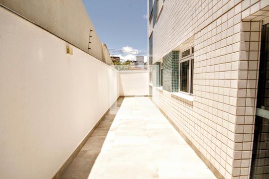 Área comum - Playground de apartamento à venda com 3 quartos, 70m² em Santo Antônio, Belo Horizonte