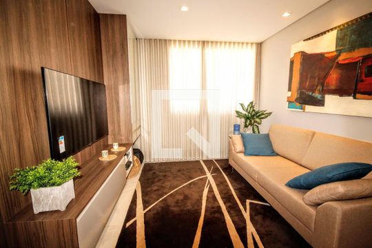 Sala de apartamento à venda com 3 quartos, 70m² em Santo Antônio, Belo Horizonte