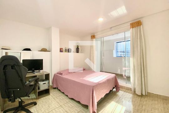 Quarto 1 de casa de condomínio à venda com 3 quartos, 216m² em Botafogo, Rio de Janeiro