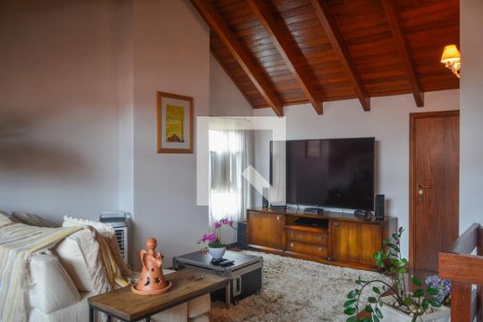 Sótão de casa de condomínio à venda com 3 quartos, 230m² em Tristeza, Porto Alegre
