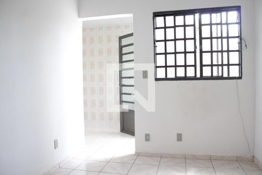 Casa para alugar com 1 quarto, 40m² em Vila Invernada, São Paulo