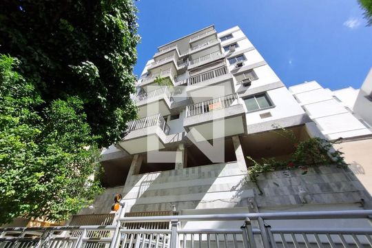Fachada de apartamento à venda com 2 quartos, 80m² em Vila Isabel, Rio de Janeiro