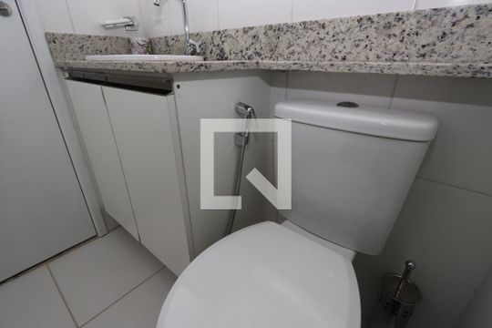 Banheiro de apartamento para alugar com 1 quarto, 50m² em Parque da Vila Prudente, São Paulo